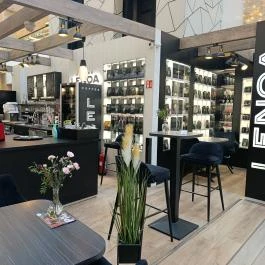LENOA Coffee & Shop Budapest - Belső