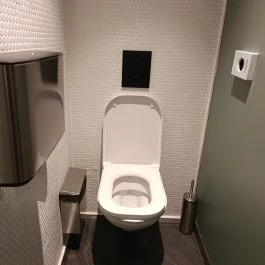 Leon Osteria, Budapest - Mosdó