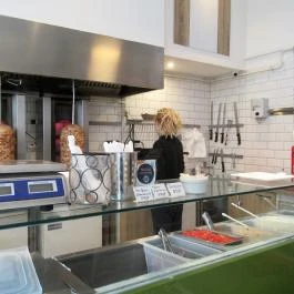 Leonidas Gyros - Mester utca Budapest - Belső