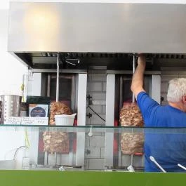 Leonidas Gyros - Mester utca Budapest - Belső