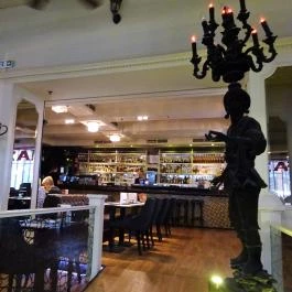 Leroy Cafe - WestEnd City Center Budapest - Belső