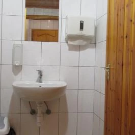 Lesz Vigasz Pub, Söréd - Mosdó