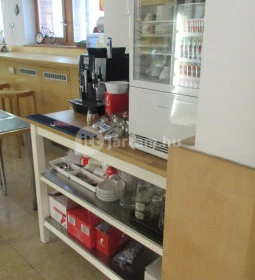 Levéltár-Ételtár & Kávézó