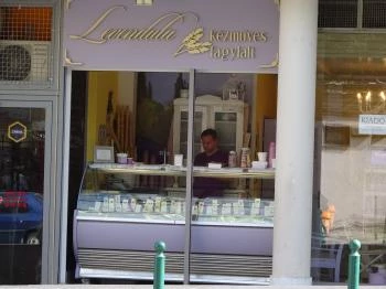 Levendula Kézműves Fagylaltozó - Fény utca Budapest