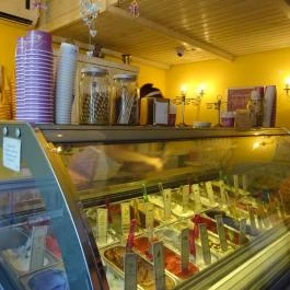 Levendula Kézműves Fagylaltozó - Szent István körút Budapest - Belső