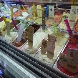 Levendula Kézműves Fagylaltozó - Szent István körút Budapest - Étel/ital