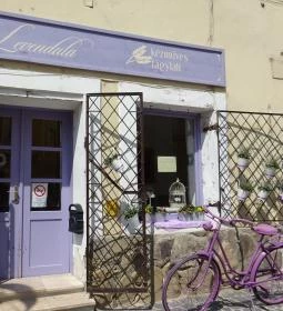 Levendula Kézműves Fagylaltozó