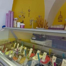 Levendula Kézműves Fagylaltozó Szentendre - Belső