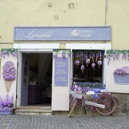 Levendula Kézműves Fagylaltozó Szentendre - Külső kép