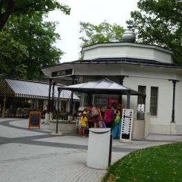 Liget Café, Budapest - Külső kép