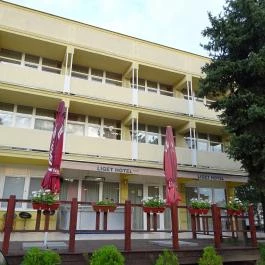 Liget Hotel Szolnok - Külső kép