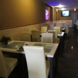 Like Étterem & Kávézó Budapest - Belső