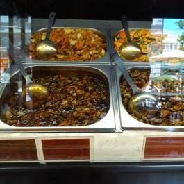 Liliom Kínai Büfé Budapest - Étel/ital