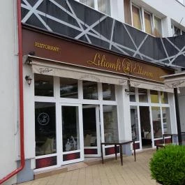 Liliomfi Étterem Szolnok - Külső kép