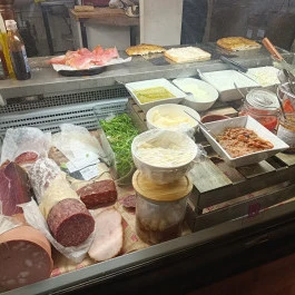 LIO Schiacciata, Budapest - Étel/ital