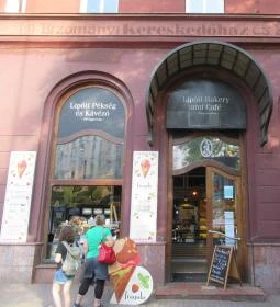 Lipóti Bistro & Café