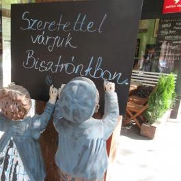 Lipóti Pékség & Bisztró Budapest - Külső kép