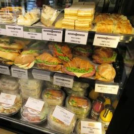 Lipóti Pékség & Bisztró Budapest - Étel/ital