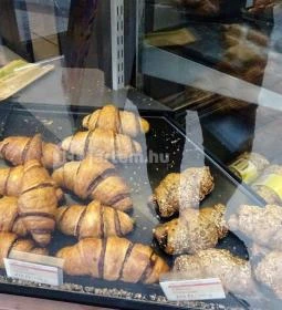 Lipóti Pékség & Kávézó - Corvin Plaza