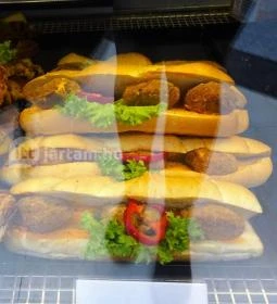 Lipóti Pékség & Kávézó - Corvin Plaza