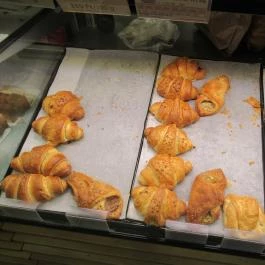 Lipóti Pékség & Kávézó - Corvin Plaza Budapest - Étel/ital