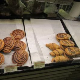 Lipóti Pékség & Kávézó - Corvin Plaza Budapest - Étel/ital