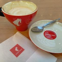 Lipóti Pékség - Gazdagrét Budapest - Étel/ital