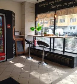 Lipóti Pékség & Kávézó - Karinthy Frigyes út