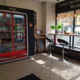 Lipóti Pékség & Kávézó - Karinthy Frigyes út Budapest - Belső