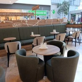 Lipóti Pékség & Kávézó - Allee Bevásárlóközpont Budapest - Belső