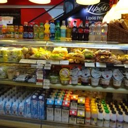 Lipóti Pékség & Kávézó - Arena Mall Budapest - Étel/ital