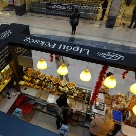 Lipóti Pékség & Kávézó - Arena Mall Budapest - Külső kép