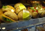 Lipóti Pékség & Kávézó - Babér utca Budapest