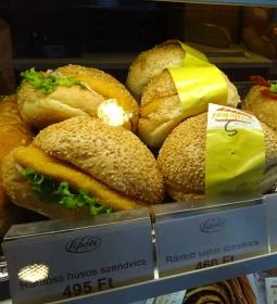 Lipóti Pékség & Kávézó - Babér utca