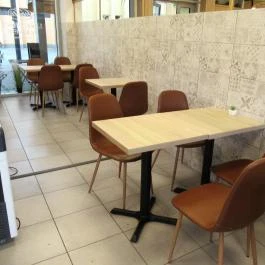 Lipóti Pékség & Kávézó - Békásmegyeri Piac Budapest - Belső