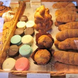 Lipóti Pékség & Kávézó, Cegléd - Étel/ital