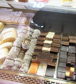 Lipóti Pékség & Kávézó