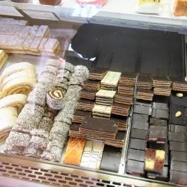 Lipóti Pékség & Kávézó, Cegléd - Étel/ital