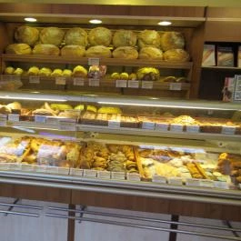 Lipóti Pékség & Kávézó, Cegléd - Étel/ital