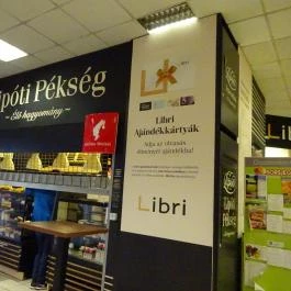Lipóti Pékség & Kávézó - Blaha Lujza tér Budapest - Külső kép