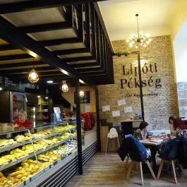 Lipóti Pékség & Kávézó - Egyetem tér Budapest - Belső