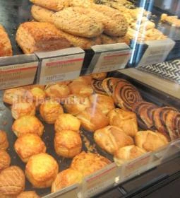 Lipóti Pékség & Kávézó - Fehérvári út