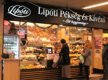 Lipóti Pékség & Kávézó - Göncz Árpád-városközpont Budapest