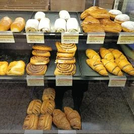 Lipóti Pékség & Kávézó - Hollán Ernő utca Budapest - Étel/ital