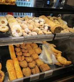 Lipóti Pékség & Kávézó - Kálvin tér