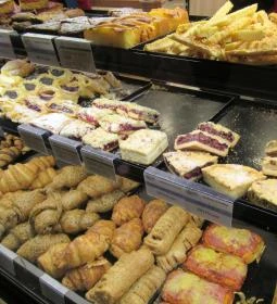 Lipóti Pékség & Kávézó - Kálvin tér