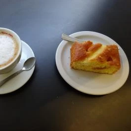 Lipóti Pékség & Kávézó - Keleti Pályaudvar Budapest - Étel/ital