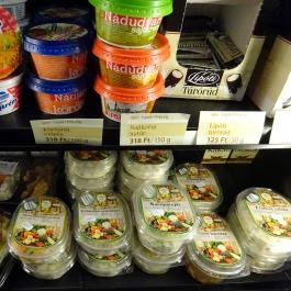 Lipóti Pékség & Kávézó - Keleti Pályaudvar Budapest - Étel/ital