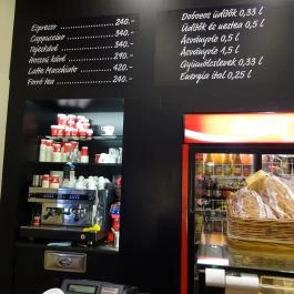 Lipóti Pékség & Kávézó - Keleti Pályaudvar Budapest - Belső