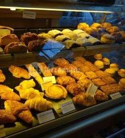 Lipóti Pékség & Kávézó - Deák tér